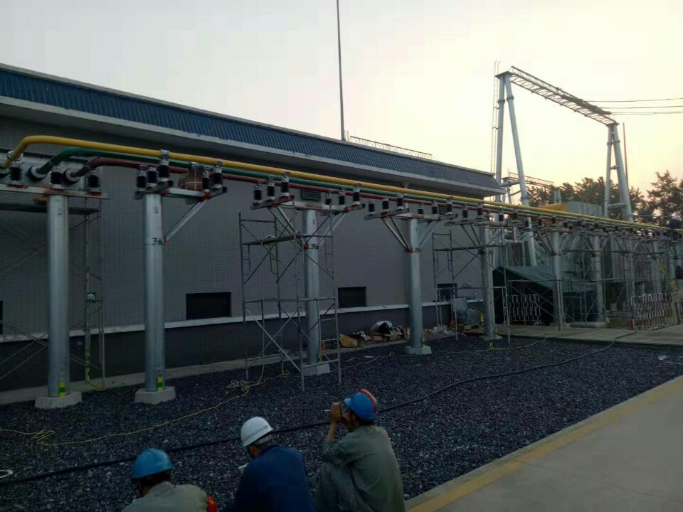 ���̰���