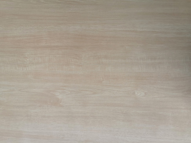 家湘美生態(tài)板天然櫻桃.jpg 家湘美生態(tài)板天然櫻桃.jpg